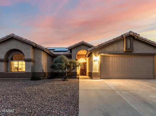 7609 W Running Bear Dr, Sahuarita, AZ 85743