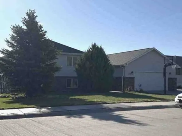 970 7th St, Gering, NE 69341