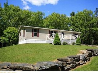 60 Country Club Rd, Boothbay, ME 04537