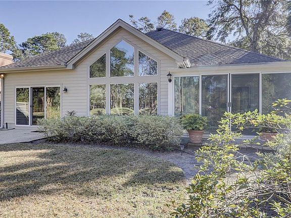 3rd image of 23 Wax Myrtle Ln