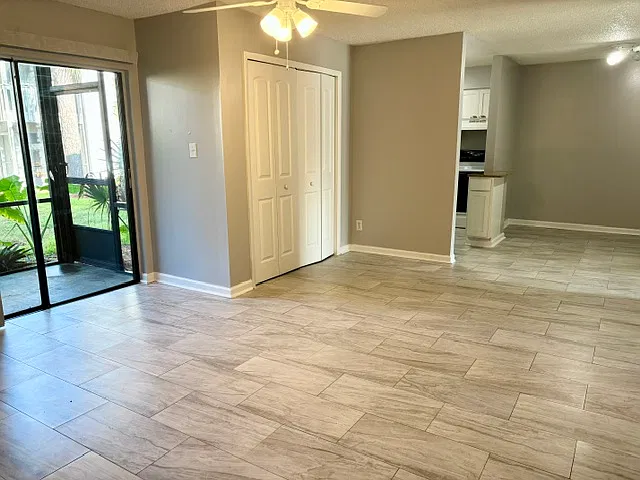 2 bed, 1100 sqft, $1,350 — Photo 1