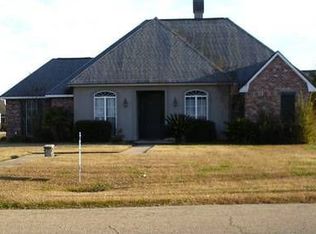 15484 Therese Ct, Prairieville, LA 70769