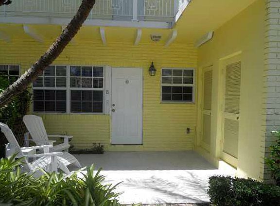 3rd image of 2625 NE 28th Ct APT B