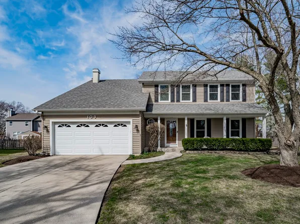 109 Ardley Ct, Naperville, IL 60565