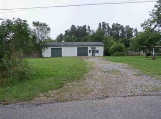 4950 Hansen Rd, Paducah, KY 42001