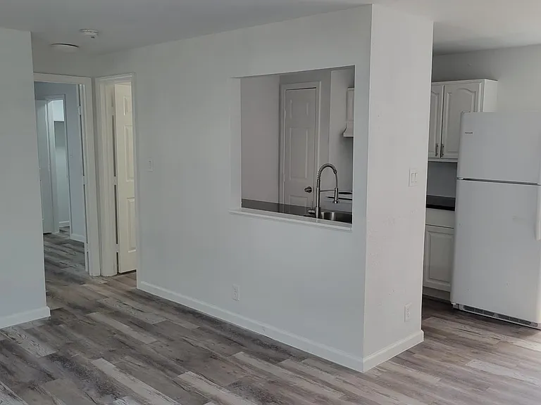 4525 Weaver Rd #15 — Photo 3