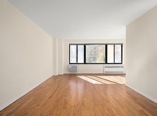 382 Central Park W APT 1U, New York, NY
