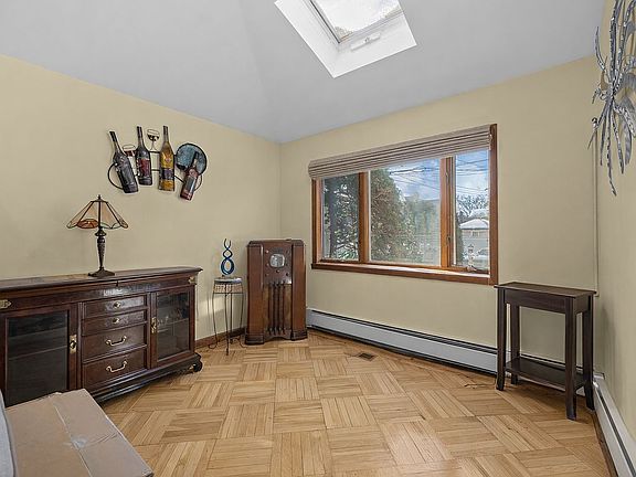 5th image of 1467 E 64th St