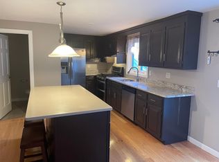 12 Scott Ln, Sandown, NH 03873
