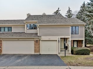 1217 Gulfstream Pkwy, Libertyville, IL