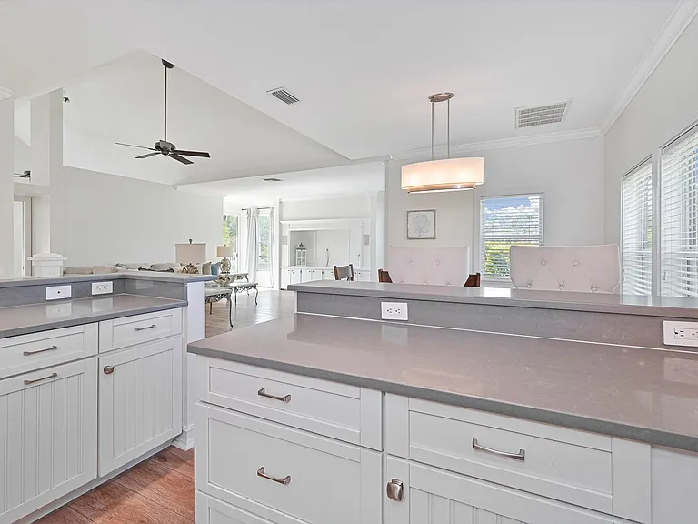 6941 Hunters Rd — Photo 31