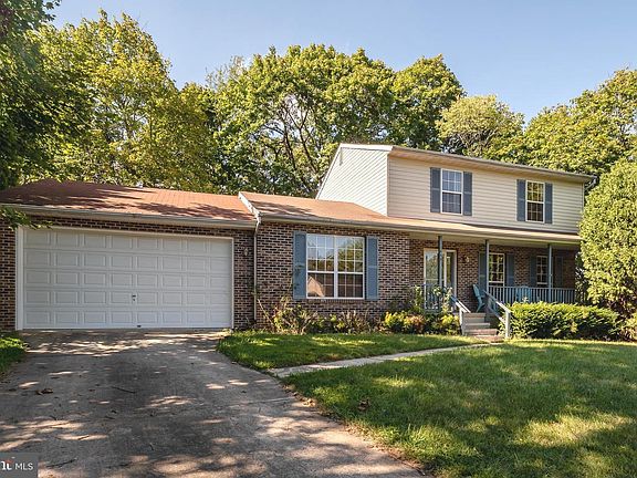 2nd image of 1400 Popes Creek Dr
