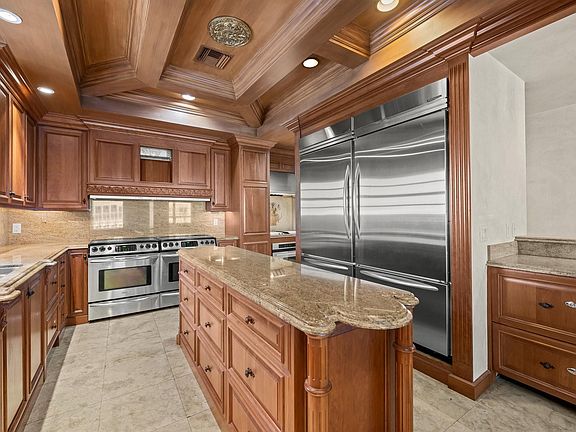 4th image of 3430 Galt Ocean Drive #1711
