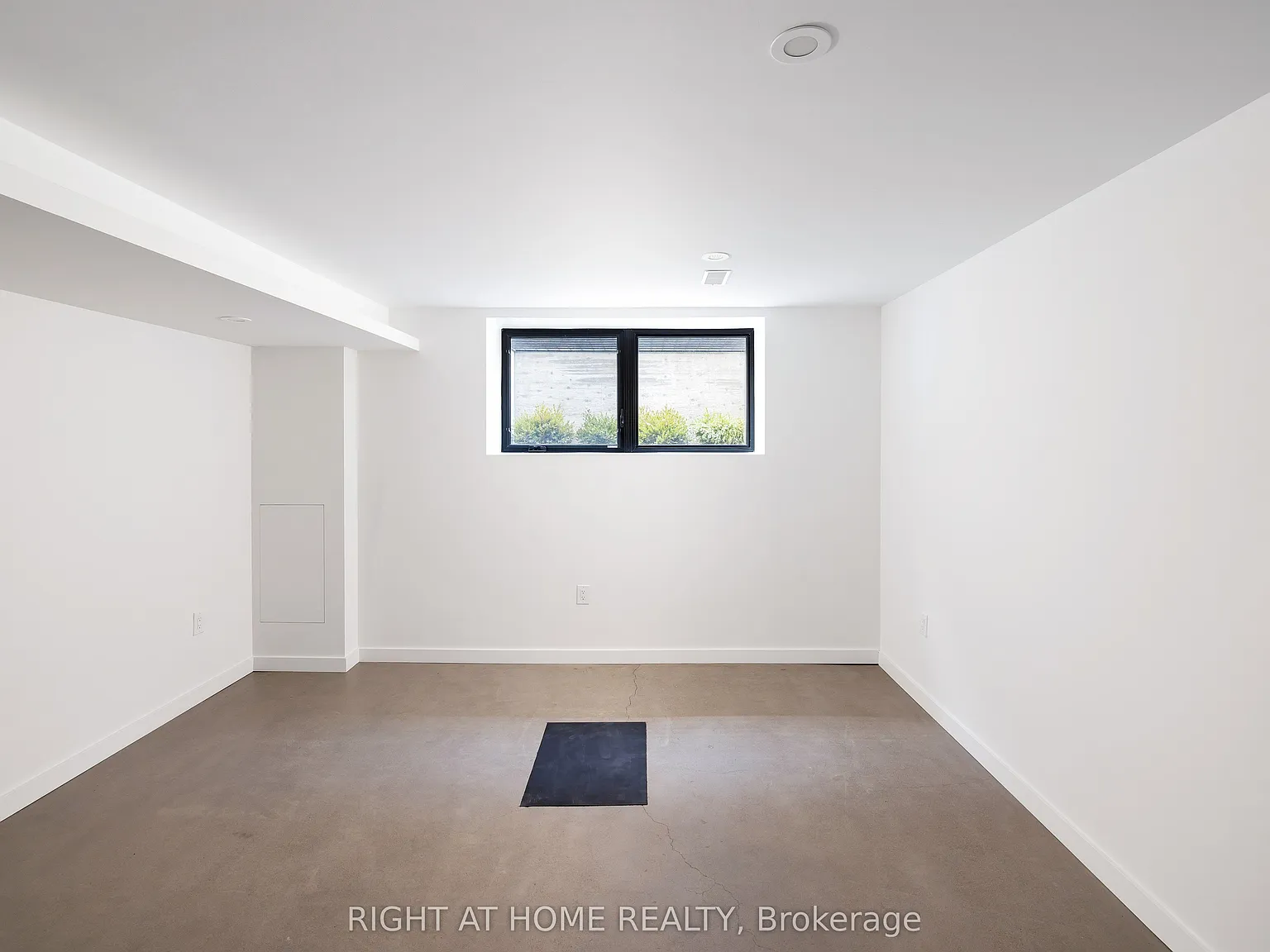2 bed, $2,300 — Photo 2