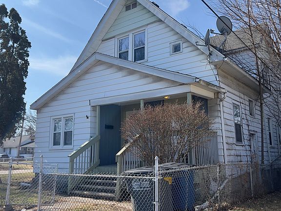 4th image of 3835 Matlack Ave