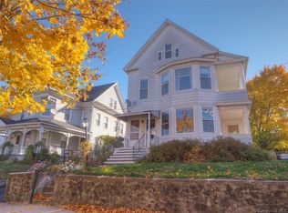 105 N Whittlesey Ave #2, Wallingford, CT 06492