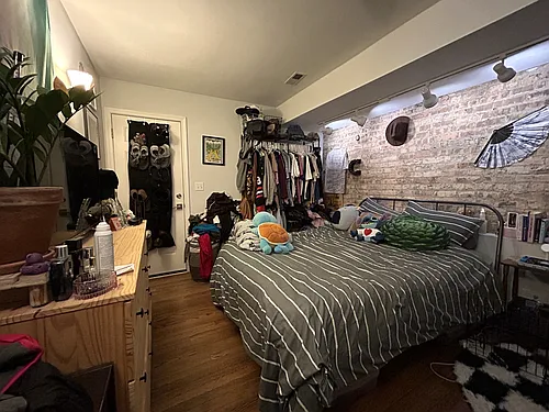 2121 N Campbell Ave #1R Photo 1