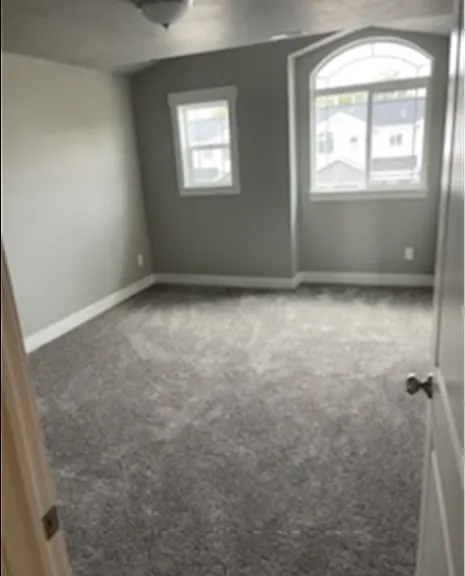 2060 N 325 E — Photo 3