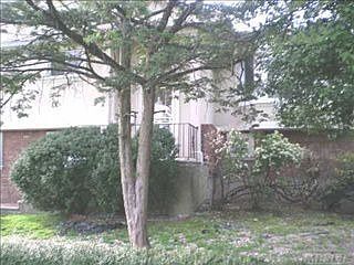 5th image of 900 Broadway