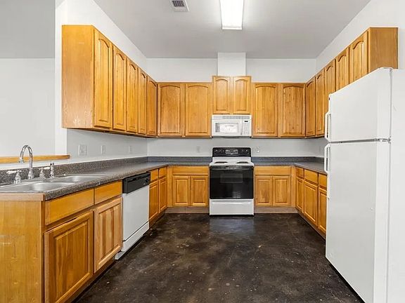 2nd image of 216 County Road 122 E #216