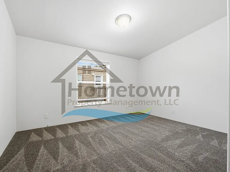 5425-1 E Grove Ave — Photo 35
