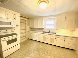 492 Main St #1, Winsted, CT 06098