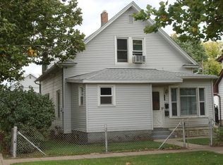 202 18th Ave, Naplate, IL 61350