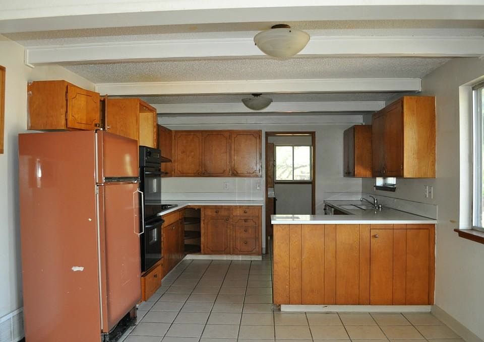 1st image of 6833 E Sonia St