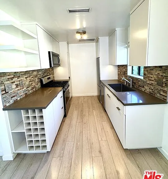 1237 N Ogden Dr #3 — Photo 5