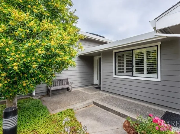 4 Drakes View Circle, Greenbrae, CA 94904
