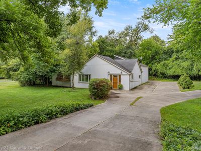 28405 Alycekay St, Farmington Hills, MI, 48334