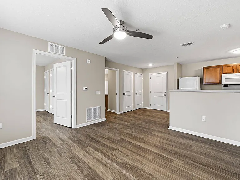 Granville Woods Lofts II — Photo 16