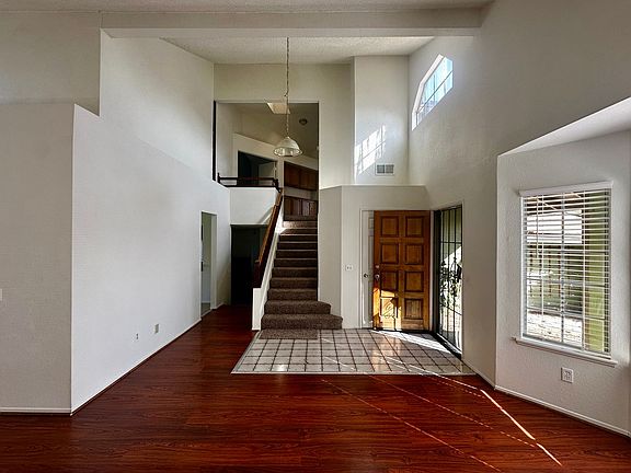 2nd image of 25744 Palm Shadows Dr