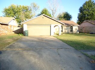 1306 S 38th St, Muskogee, OK 74401
