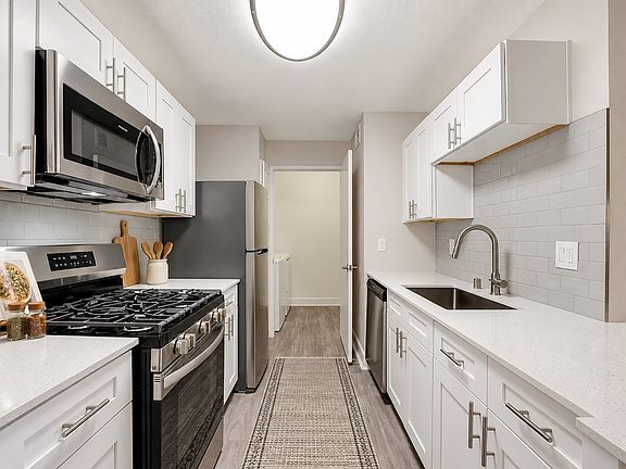 Elevate your culinary skills in the modern kitchen of Eagle Trace. Featuring sleek appliances, ample counter space, and a stylish design, this space is perfect for creating gourmet meals. Explore your new home today!