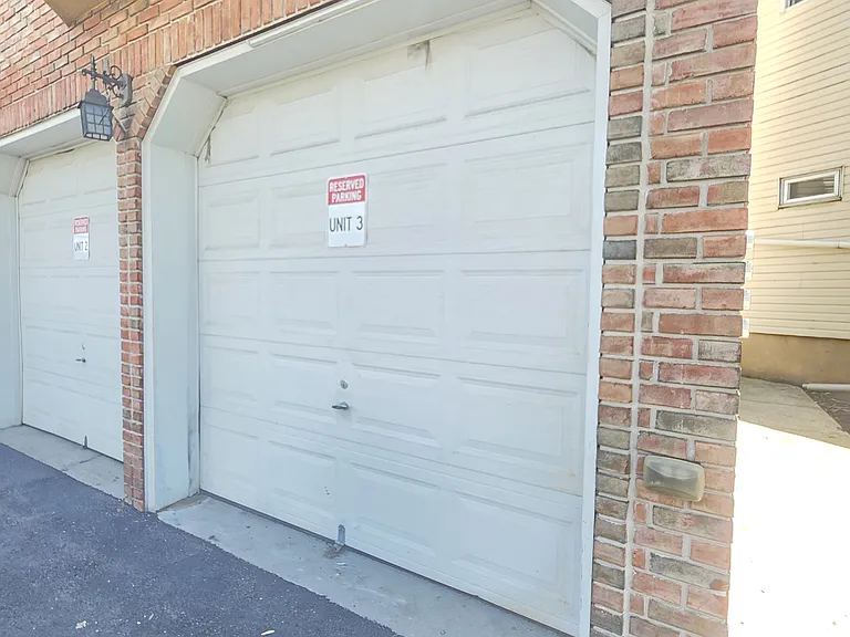 1026 Fairmount Ave #2 — Photo 15