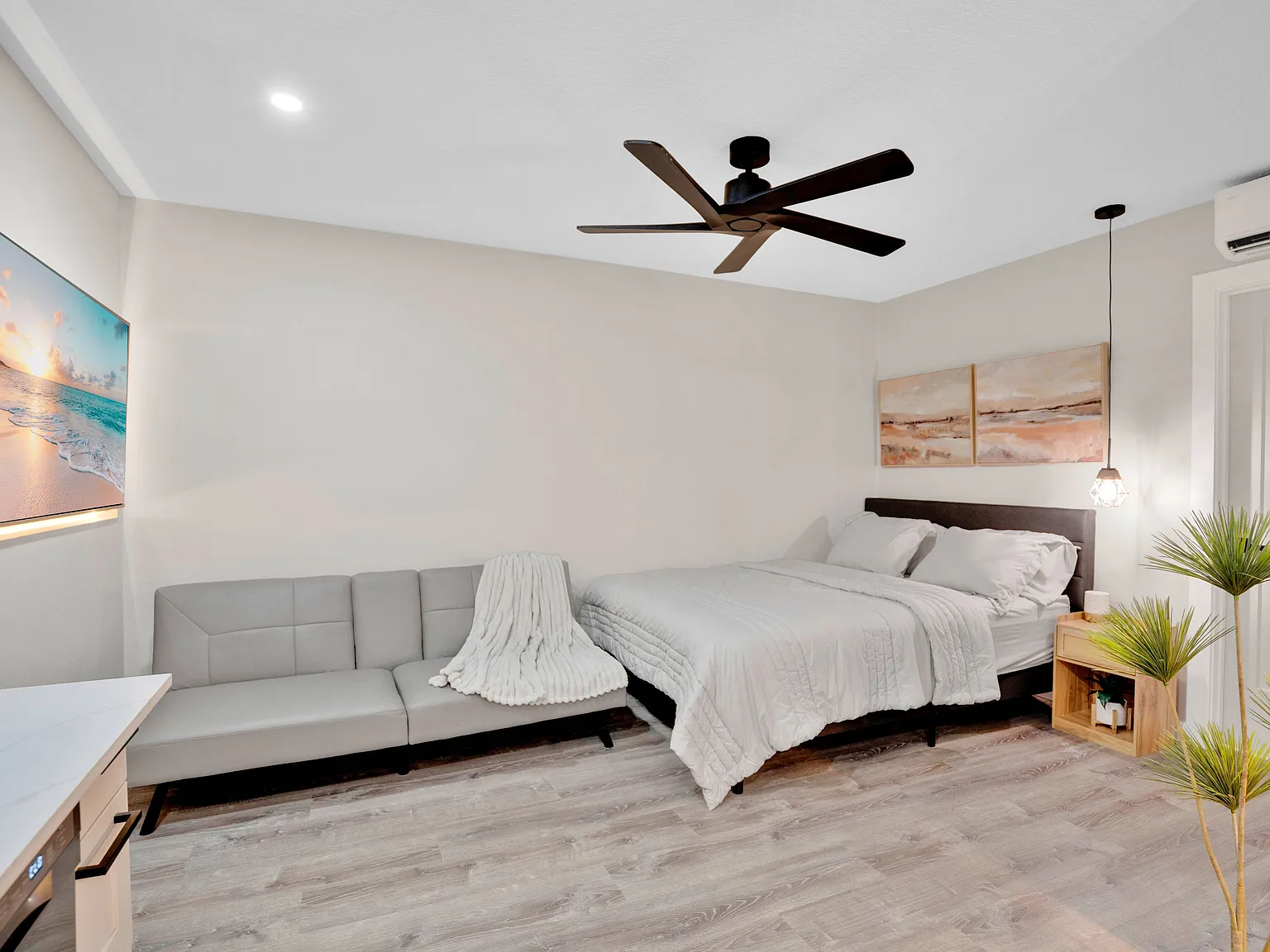 1 bed, $1,900 — Photo 4