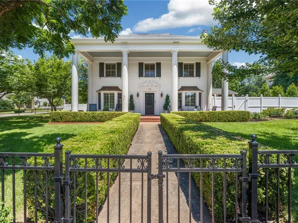356 N Washington Ave, Fayetteville, AR 72701
