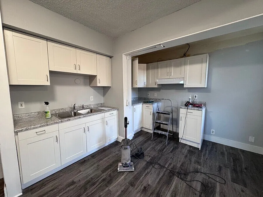 Nenovan Apartments 954-102 — Photo 3