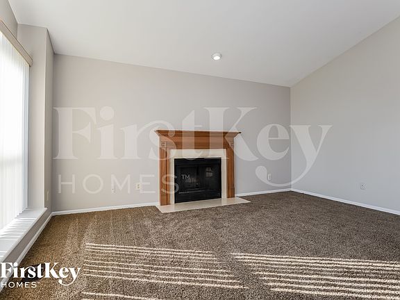 3rd image of 14467 Williamsburg Manor Dr