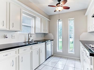 9846 Sagedowne Ln, Houston, TX, 77089