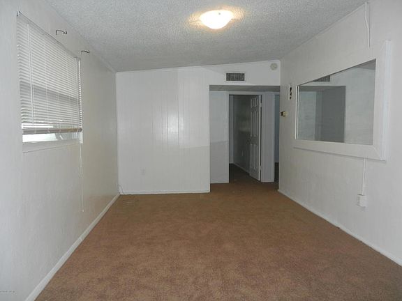 2nd image of 1922 Brookview Dr S