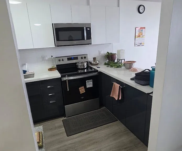 15 Martha Eaton Way #1705 — Photo 6