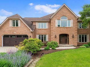 908 W Bailey Rd, Naperville, IL 60565