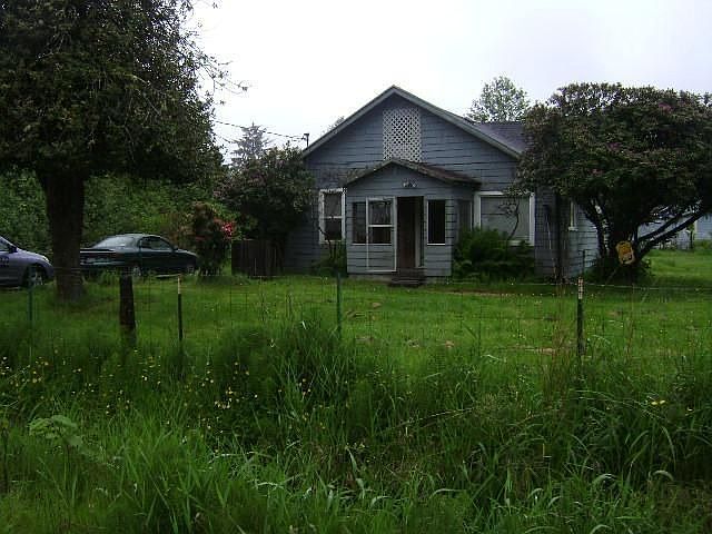 2nd image of 503 W Farrell St