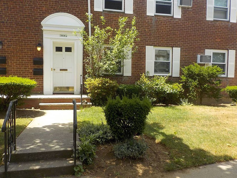 1st image of 245-20 77th Cres Floor 1