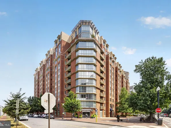 1000 New Jersey Ave SE APT 1113, Washington, DC 20003