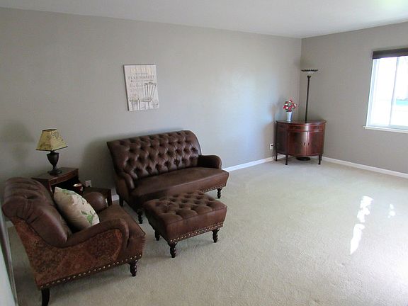 2nd image of 10013 Terrier Way