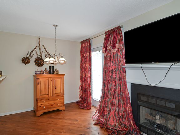 4th image of 6898 Gallant Cir Unit 21