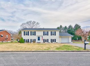 100 Kirkwood Dr, Radford, VA 24141